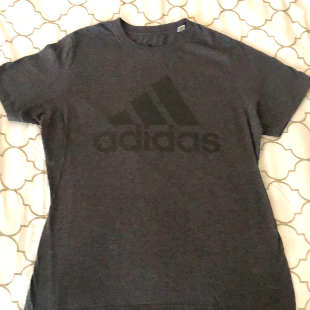 Adidas T-shirt  large charcoal logo
